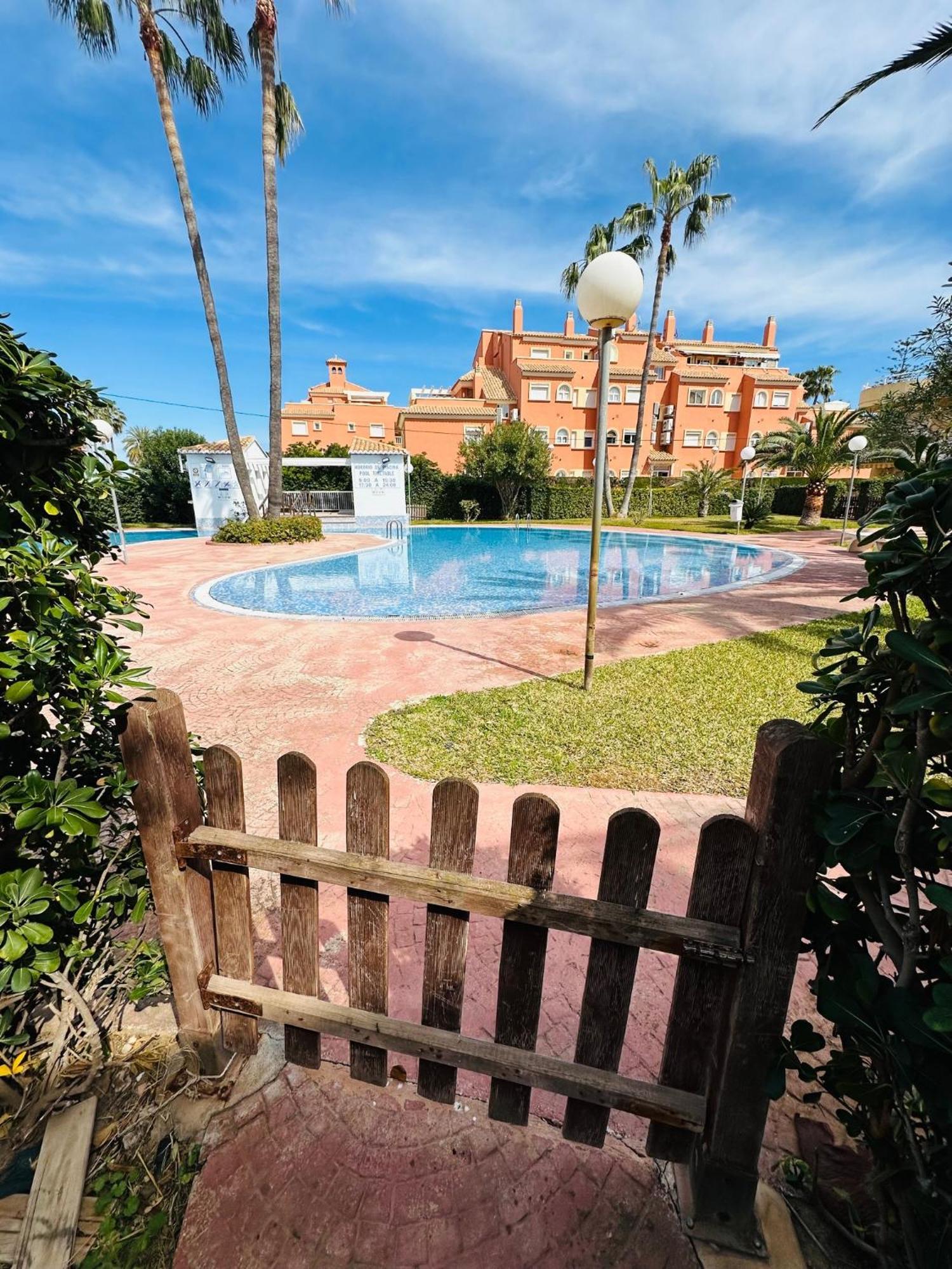 دينايا Punta Me Beautifull Apartment Near The Beach Les Marines المظهر الخارجي الصورة